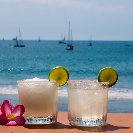 Villas Miramar Zihuatanejo Exterior photo
