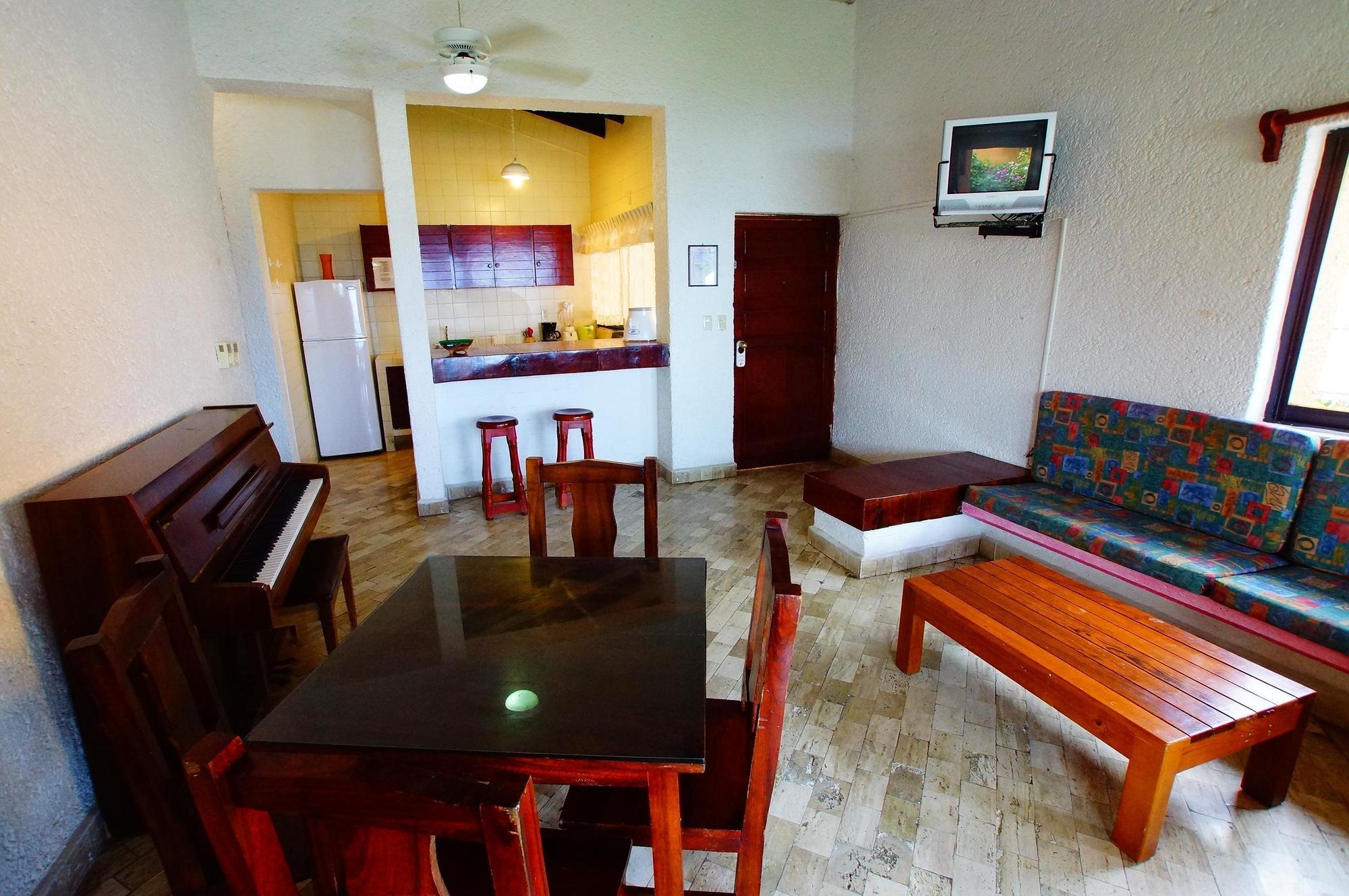 Villas Miramar Zihuatanejo Exterior photo