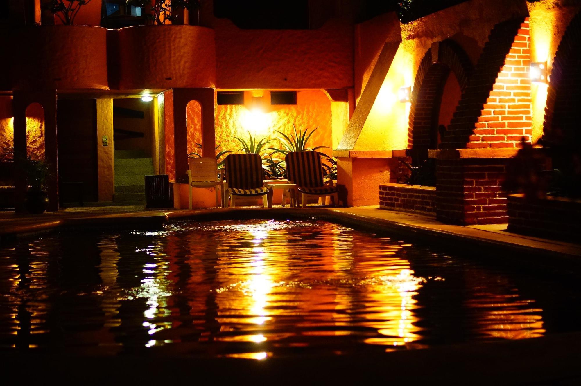 Villas Miramar Zihuatanejo Exterior photo